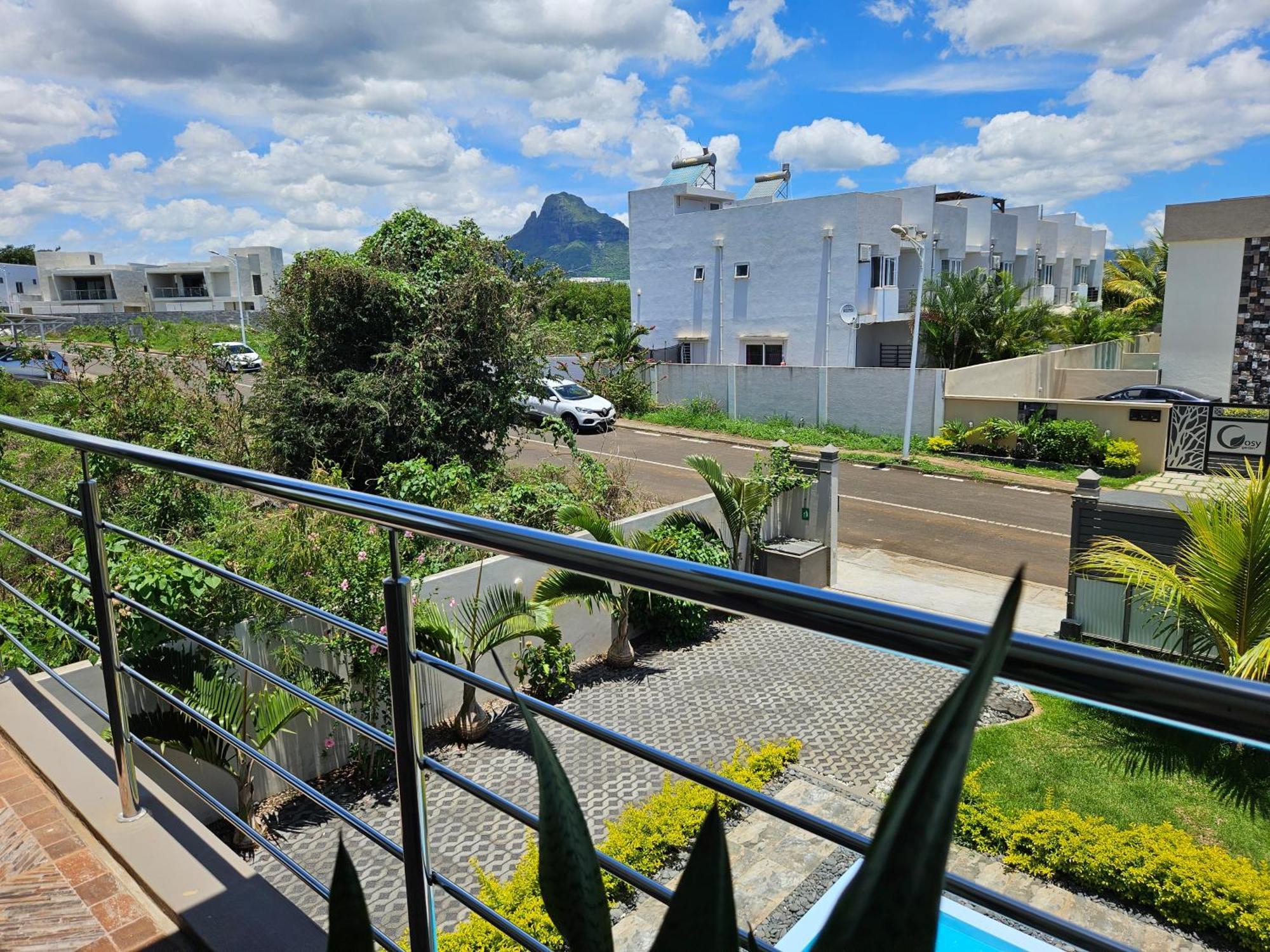 Villa Aahana - Flic-en-Flacq Εξωτερικό φωτογραφία
